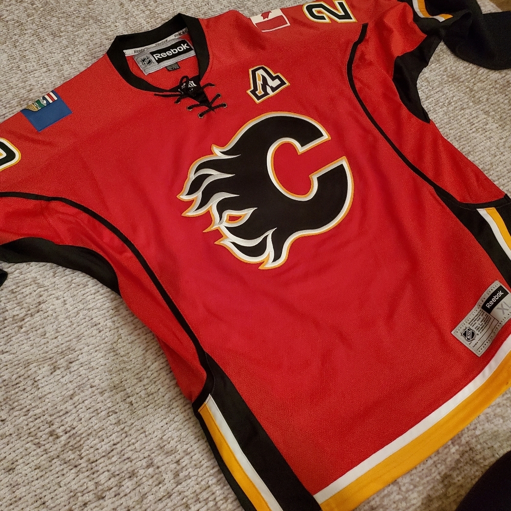 NHL Reebok Curtis Glencross Calgary Flames Home Premier Jersey - Picture 2 of 10